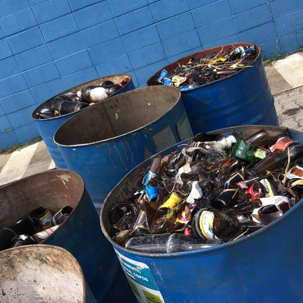 Vidro quebrado - vidro - Foz Do Iguaçu, PR - B2Blue - Compra e Venda de Resíduos