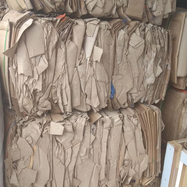 Resíduo: Papelão prensado. - B2Blue  - Compra e Venda de Resíduos