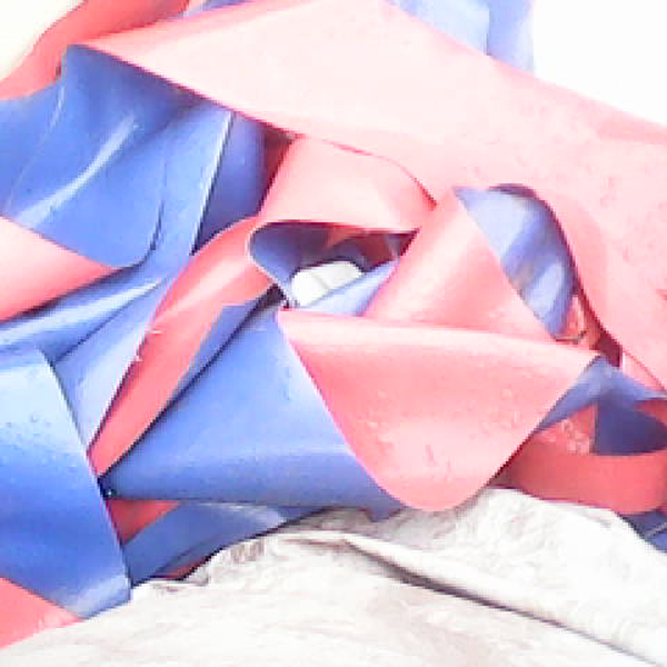 Lona de pvc com trama retalhos grandes aproveitáveis - plástico - Mauá, SP - B2Blue - Compra e Venda de Resíduos