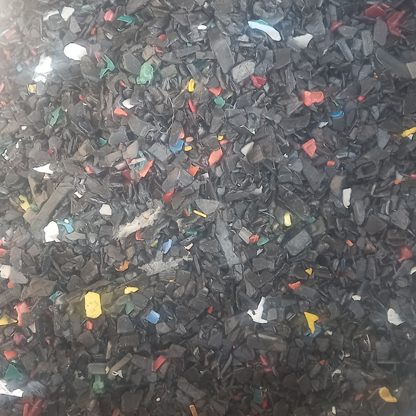 Pead injeção para caixaria - plástico - Piracicaba, SP - B2Blue - Compra e Venda de Resíduos