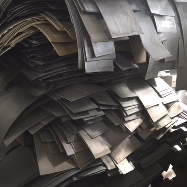 Resíduo: Aparas de pebd colorido pã³s industria - B2Blue  - Compra e Venda de Resíduos