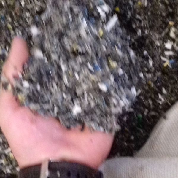 Fita de pp preta triturada - plástico - Cabreuva, SP - B2Blue - Compra e Venda de Resíduos