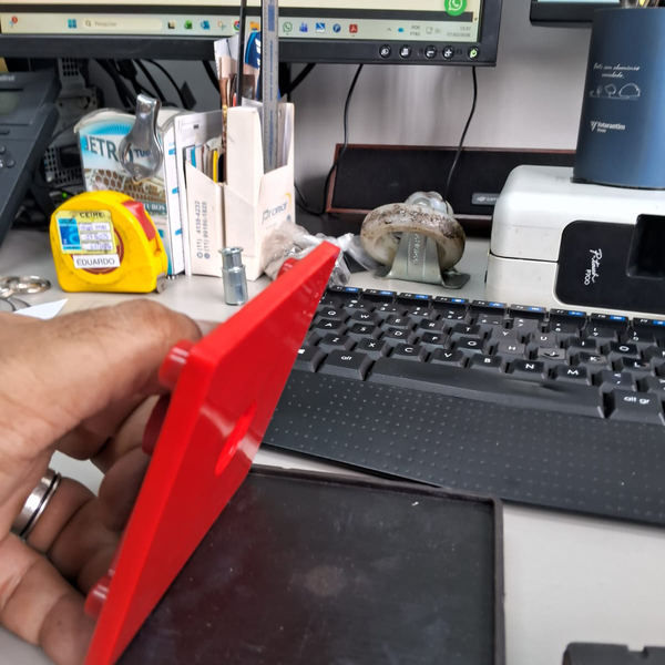 Resíduo: Suporte anti-vibração para máquinas para fixação m12 - B2Blue  - Compra e Venda de Resíduos