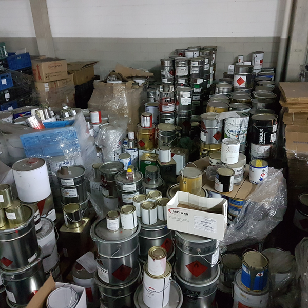 Tinta base solvente - químicos - SANTO ANDRE, SP - B2Blue - Compra e Venda de Resíduos