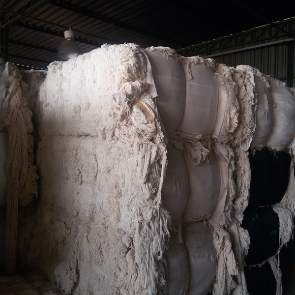 Resíduo de ourela - tecido - Pouso Alegre, MG - B2Blue - Compra e Venda de Resíduos