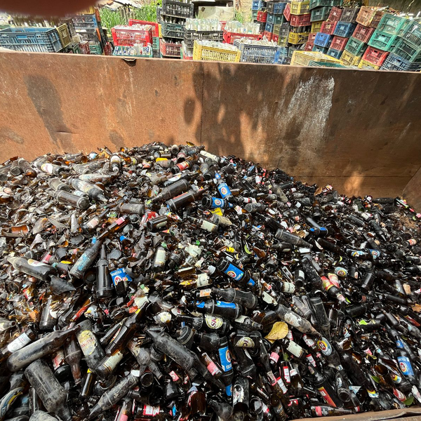 Resíduo: Vidro (garrafas) - B2Blue  - Compra e Venda de Resíduos