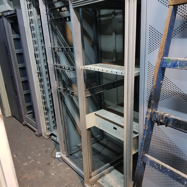 Resíduo: Carcaça de rack - B2Blue  - Compra e Venda de Resíduos