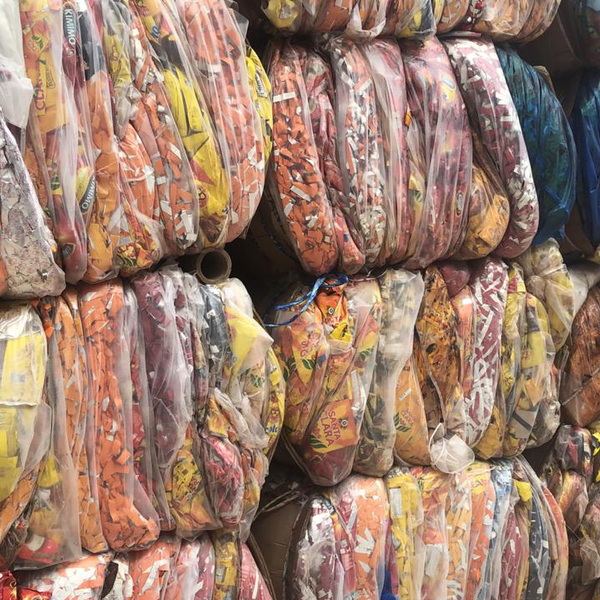 Pp galão moído - plástico - São Bernardo Do Campo, SP - B2Blue - Compra e Venda de Resíduos