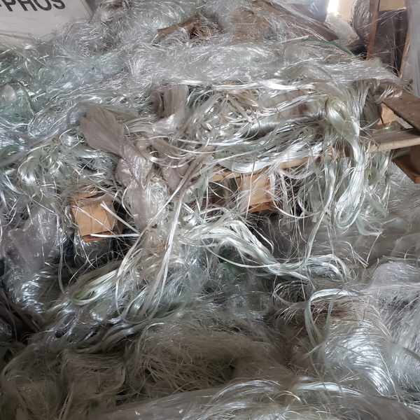 Resíduo: Fibra de vidro desfiada - B2Blue  - Compra e Venda de Resíduos