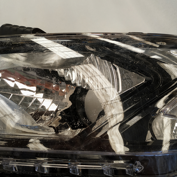 Resíduo: Sucatas de farol automotivo - B2Blue  - Compra e Venda de Resíduos