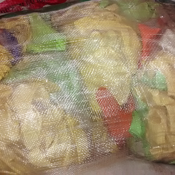 Luva latex e nitrilica - produtos de 2a linha - BARBACENA, MG - B2Blue - Compra e Venda de Resíduos