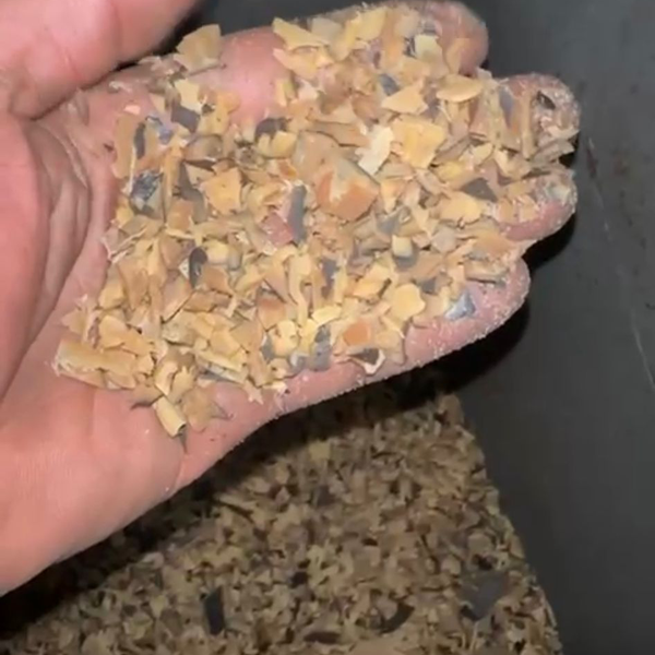 Resíduo: Borracha  granulada  - B2Blue  - Compra e Venda de Resíduos