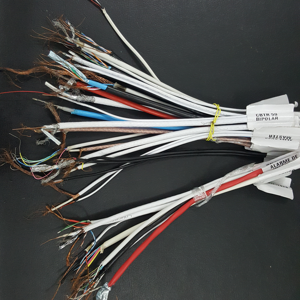 Resíduo: Cabos variados - B2Blue  - Compra e Venda de Resíduos