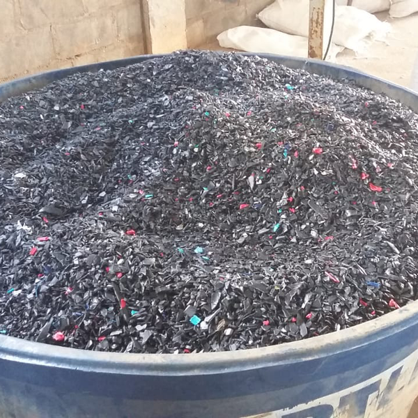 Pead moido e lavado separado por cor - plástico - Palmas, TO - B2Blue - Compra e Venda de Resíduos