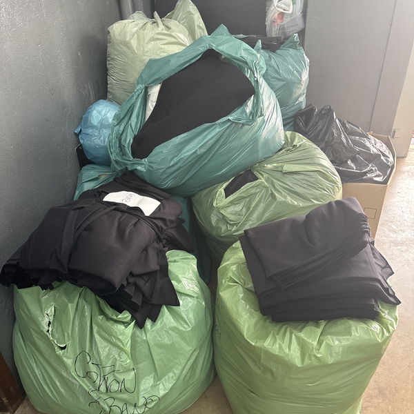 Retalhos 100% algodão separados por cores - tecido - Maringá, PR - B2Blue - Compra e Venda de Resíduos