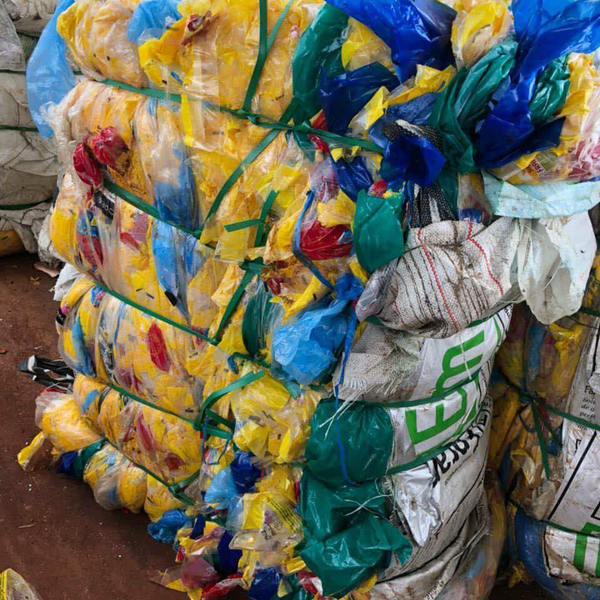 Plastico colorido boca de moinho - plástico - Goiânia, GO - B2Blue - Compra e Venda de Resíduos