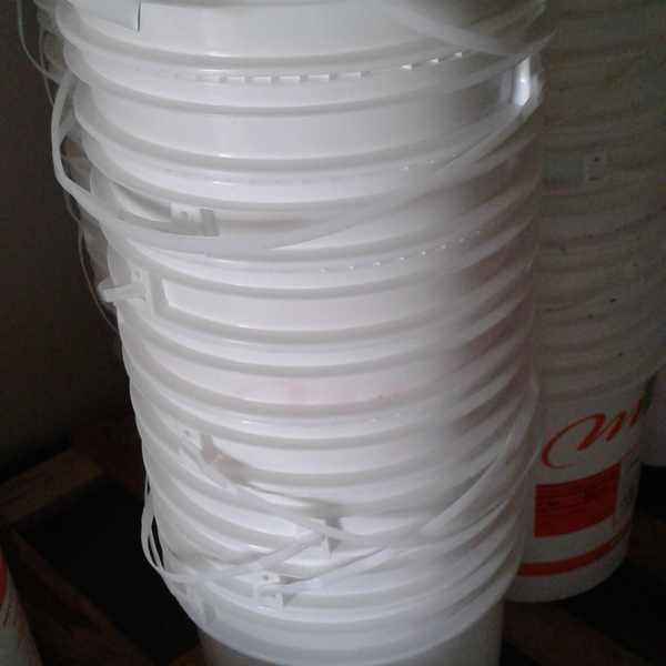 Balde plástico - plástico - Campo Largo, PR - B2Blue - Compra e Venda de Resíduos