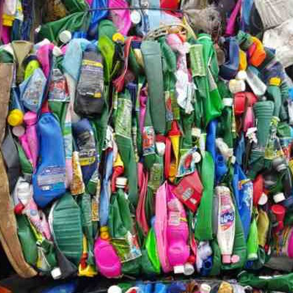 Embalagem de pead - plástico - São Paulo, SP - B2Blue - Compra e Venda de Resíduos