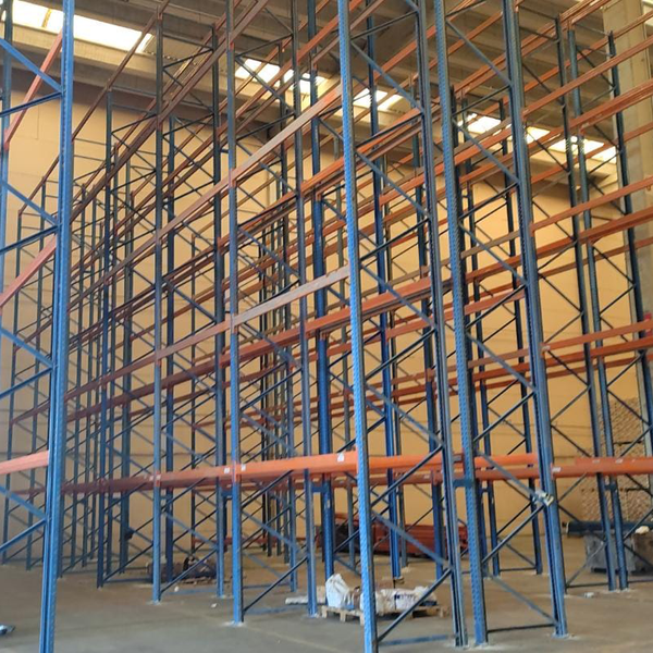Resíduo: Porta pallets - B2Blue  - Compra e Venda de Resíduos