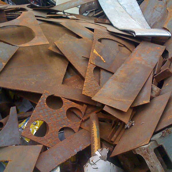 Sucata de ferro - metais - Mogi das Cruzes, SP - B2Blue - Compra e Venda de Resíduos