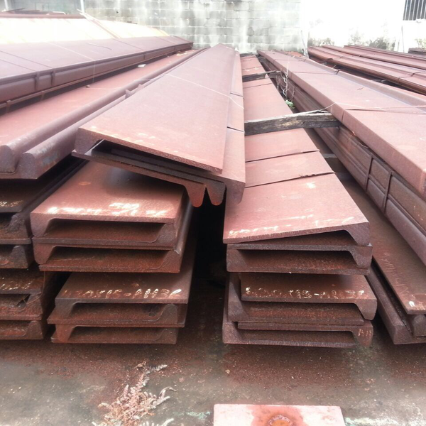 Vendo perfis bulbo / perfis hp - metais - São Gonçalo, RJ - B2Blue - Compra e Venda de Resíduos