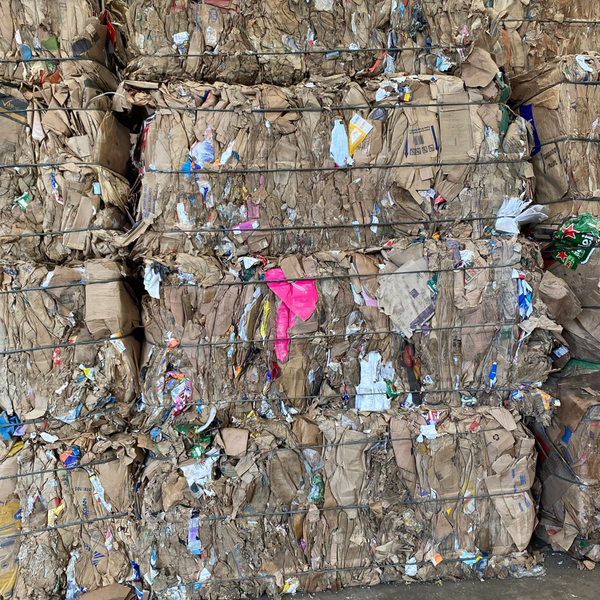 Fardos de papelao - outros - POCOS DE CALDAS, MG - B2Blue - Compra e Venda de Resíduos