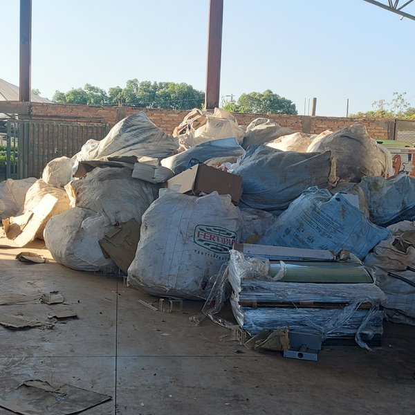 Papelão - papel/papelão - MIRANDOPOLIS, SP - B2Blue - Compra e Venda de Resíduos