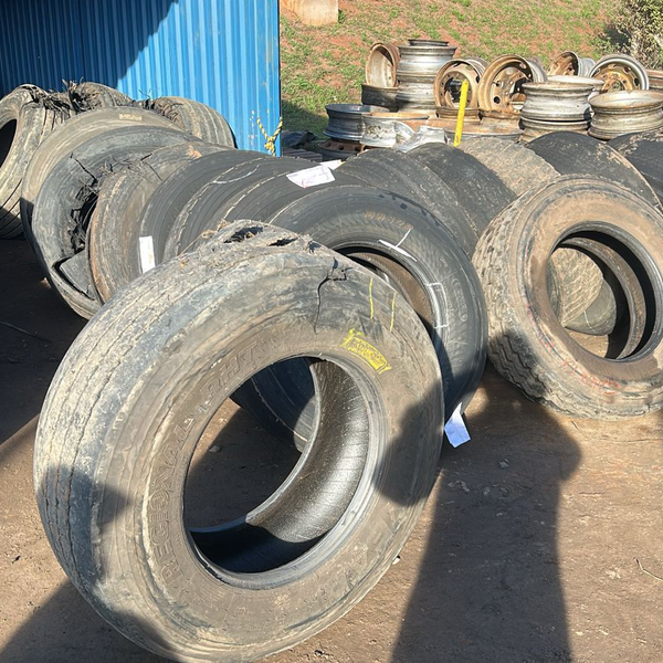 Resíduo: Sucata de pneu - B2Blue  - Compra e Venda de Resíduos