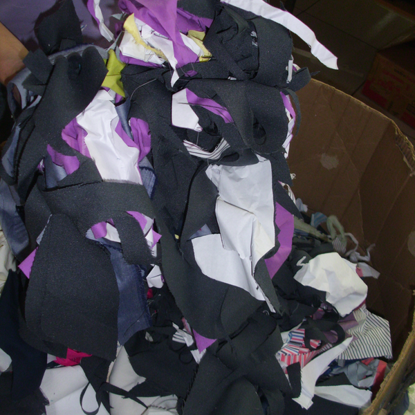 Retalhos de tecido plano - tecido - Sao Domingos, SC - B2Blue - Compra e Venda de Resíduos