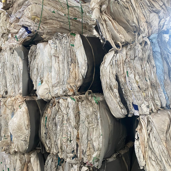 Rafia suja enfardada - outros - SAO JOSE DOS CAMPOS, SP - B2Blue - Compra e Venda de Resíduos