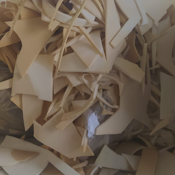 Resíduo: Espumas de bancos  - B2Blue  - Compra e Venda de Resíduos