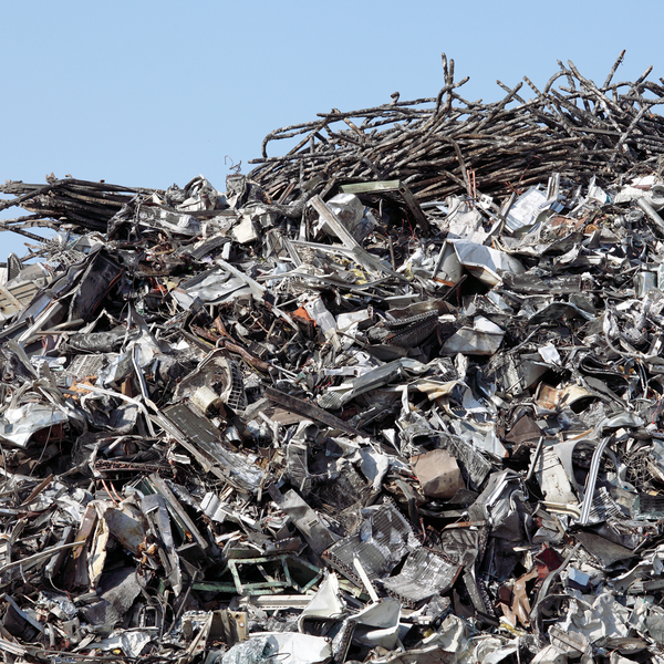 Sucatas ferrosas - metais - Várzea Paulista, SP - B2Blue - Compra e Venda de Resíduos