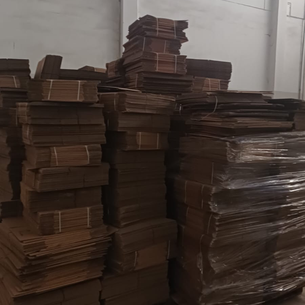 Resíduo: Caixas de papelao diversas - B2Blue  - Compra e Venda de Resíduos