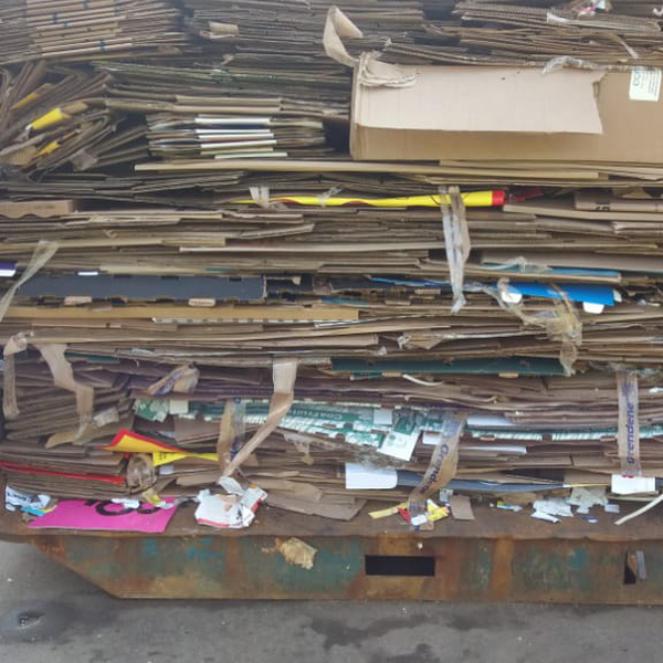 papelão solto - Papel/Papelão