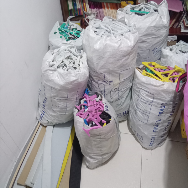 Resíduo: Sobras e cortes de borracha - B2Blue  - Compra e Venda de Resíduos