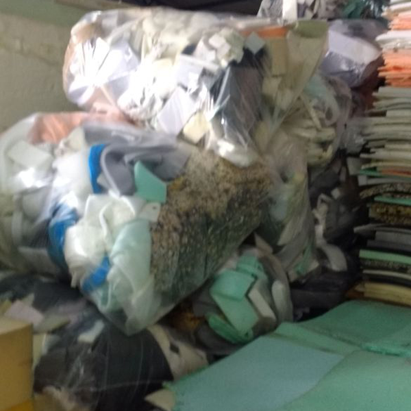 Espuma moveleira - sucata geral - SAO PAULO, SP - B2Blue - Compra e Venda de Resíduos