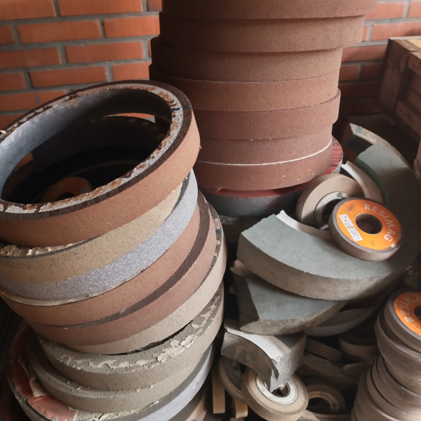 Resíduo: Resíduo de rebolo - B2Blue  - Compra e Venda de Resíduos