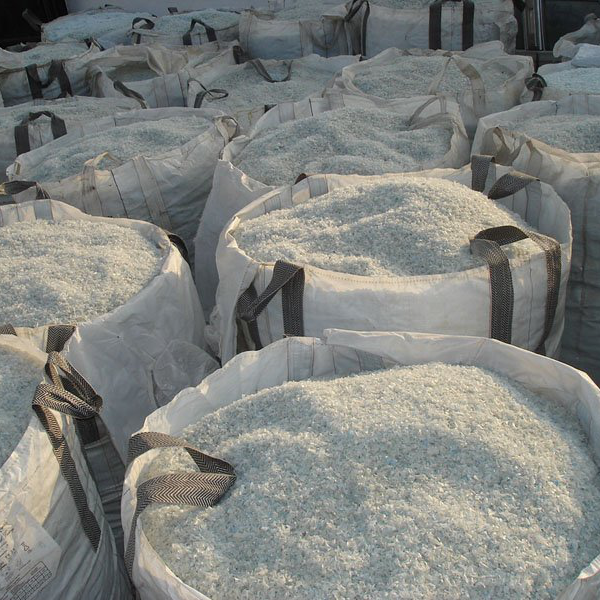 Pet cristal - plástico - Apucarana, PR - B2Blue - Compra e Venda de Resíduos