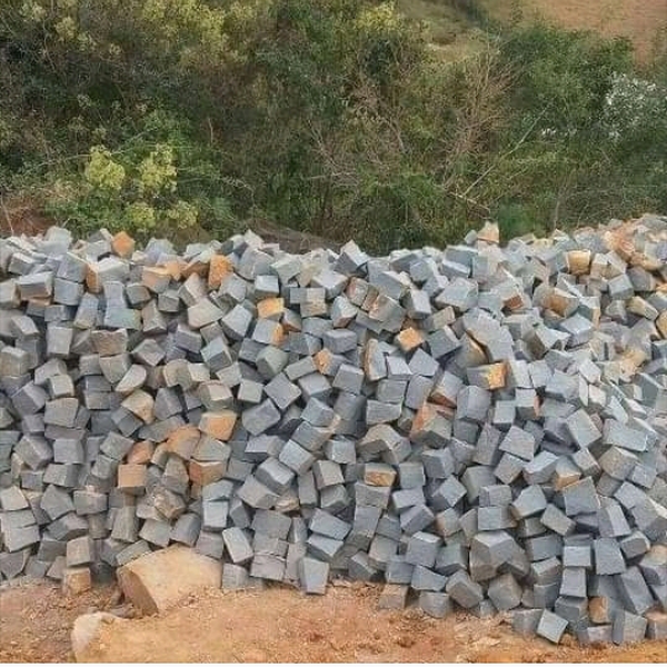 Resíduo: Cobblestone stones - B2Blue  - Compra e Venda de Resíduos