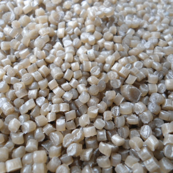 Grãos de pebd canela recuperado - plástico - Diadema, SP - B2Blue - Compra e Venda de Resíduos