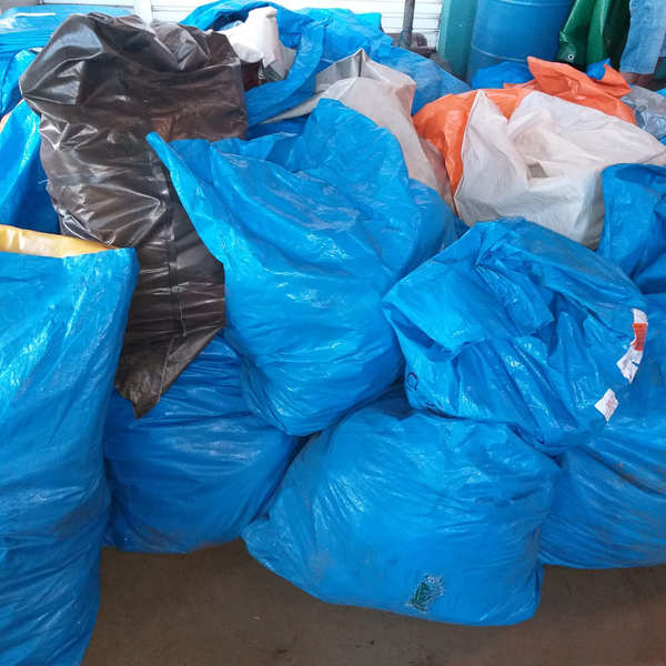 Lona  pvc - plástico - RIBEIRAO PRETO, SP - B2Blue - Compra e Venda de Resíduos