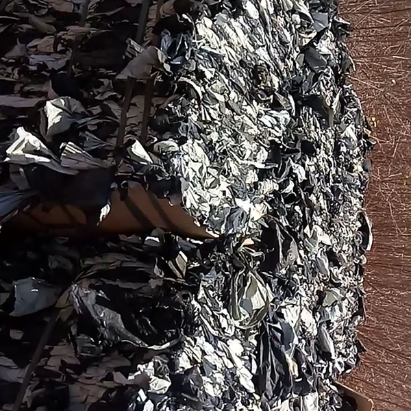 Plástico pebd cortado batido e prensado - plástico - Quixeré-Ce, CE - B2Blue - Compra e Venda de Resíduos