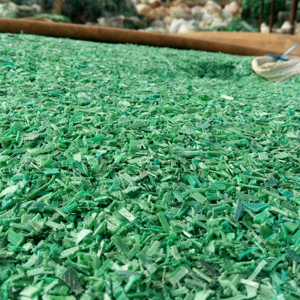 Resíduo: Flek de sucatas de fitas de arquear pet verde e preto e flek de pp branca e colorido e preto - B2Blue  - Compra e Venda de Resíduos