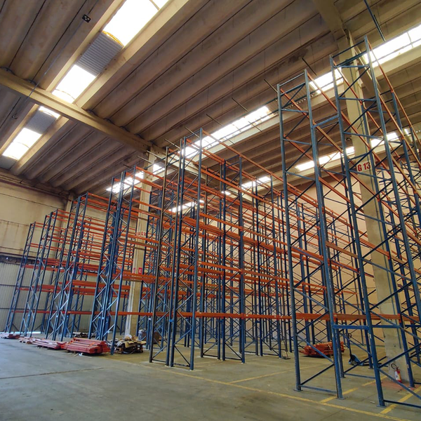 Resíduo: Porta pallets - B2Blue  - Compra e Venda de Resíduos