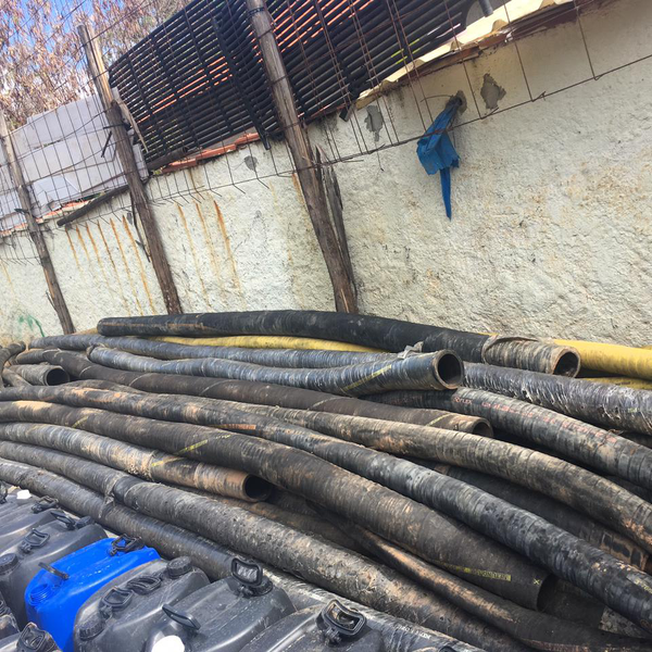 Resíduo: Mangueiras de alta pressão  - B2Blue  - Compra e Venda de Resíduos