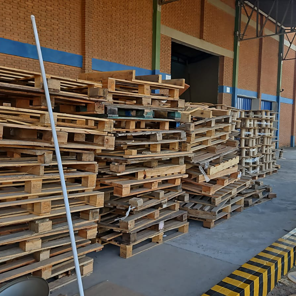 Palete pbr - madeira - JUNDIAI, SP - B2Blue - Compra e Venda de Resíduos