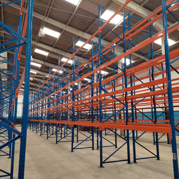 Resíduo: Porta pallets - B2Blue  - Compra e Venda de Resíduos