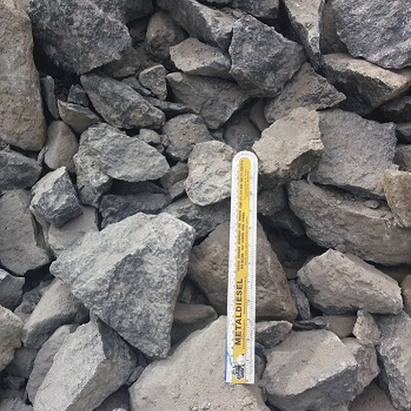 Pedra rachao de 4 a 8 " reciclados - construção e demolição - São Paulo, SP - B2Blue - Compra e Venda de Resíduos