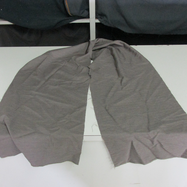 Resíduo: Retalhos de tecido (de 20cm à 60cm) - B2Blue  - Compra e Venda de Resíduos