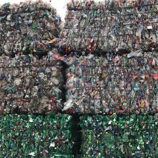 Pet garrafa cristal e verde - outros - Araras, SP - B2Blue - Compra e Venda de Resíduos